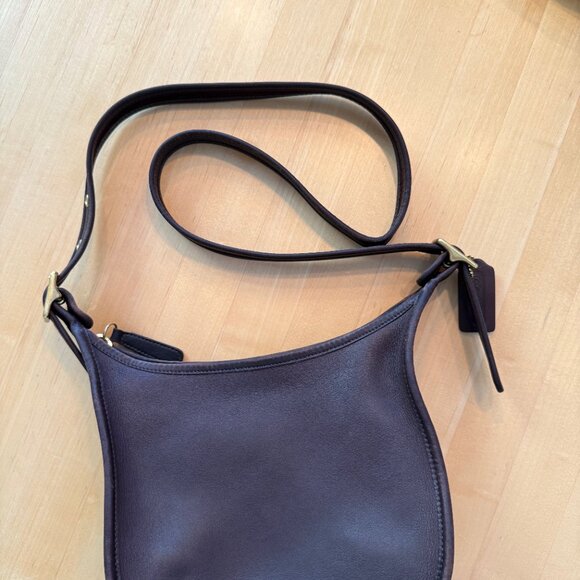 Coach 9950 - Janice - Picture 3 of 10